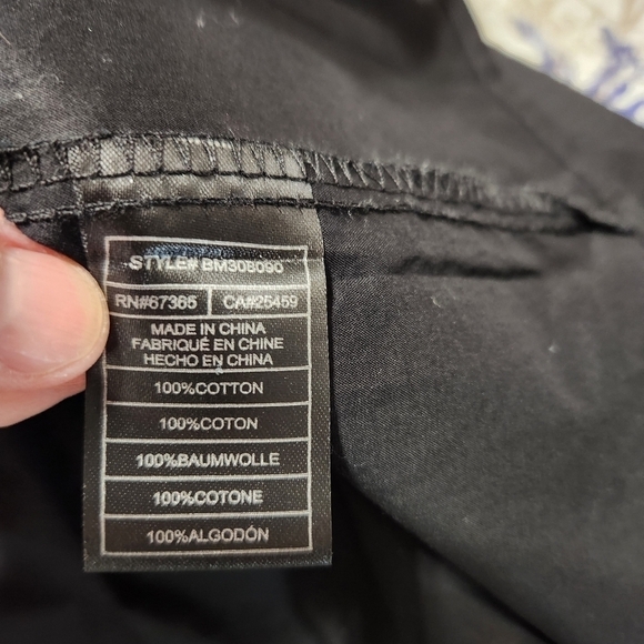 Steve Madden 'Daniella' Smocked Black Dress - Picture 6 of 8